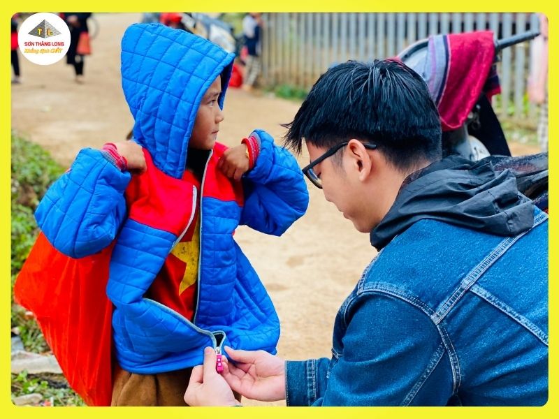 son thang long tham gia hanh trinh tet nhan ai 18