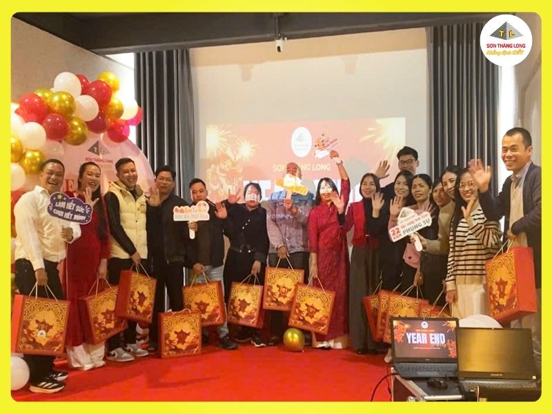 tiec tat nien son thang long cuoi nam 2025 3