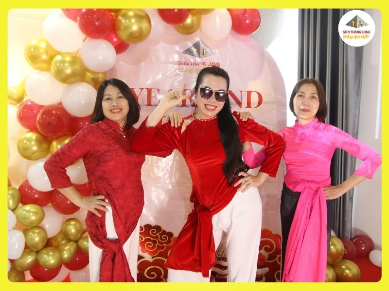 tiec tat nien son thang long cuoi nam 2025 8