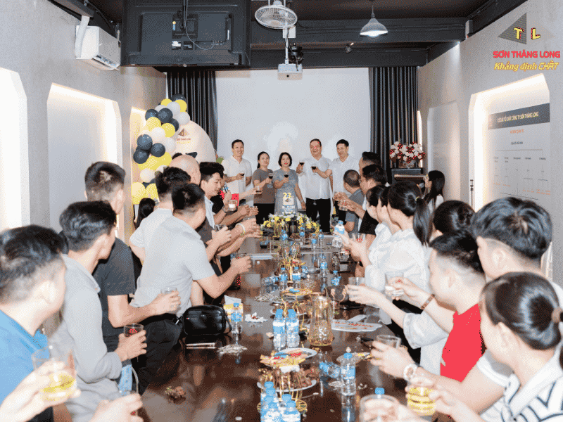 ky niem 23 nam thanh lap cong ty son thang long 2